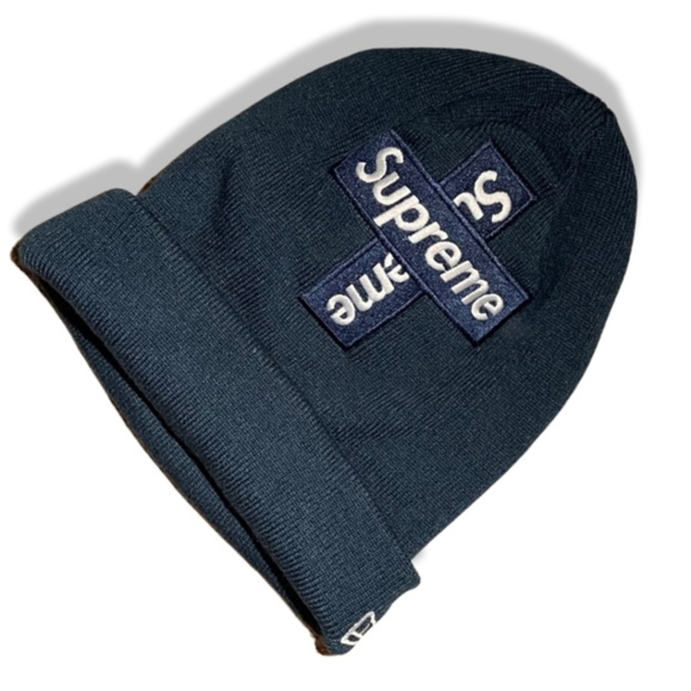 SUPREME New Era Beanie